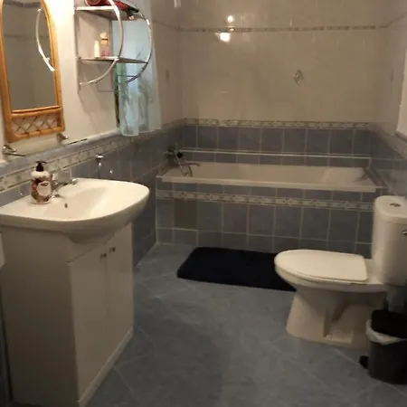 Apartman *