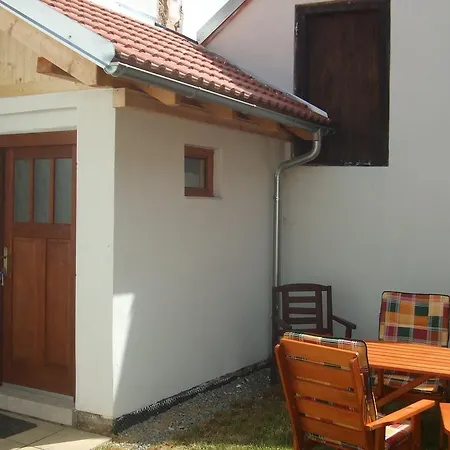 Apartman *