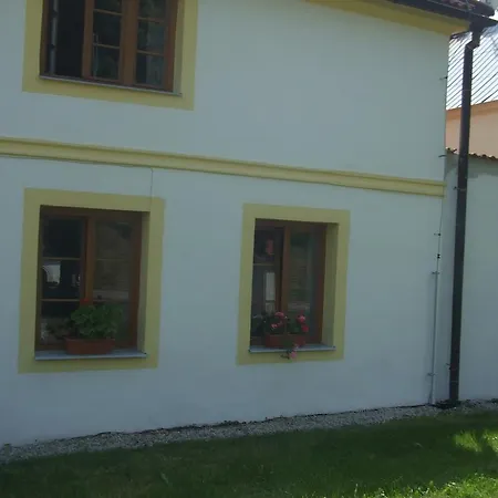 Apartman *