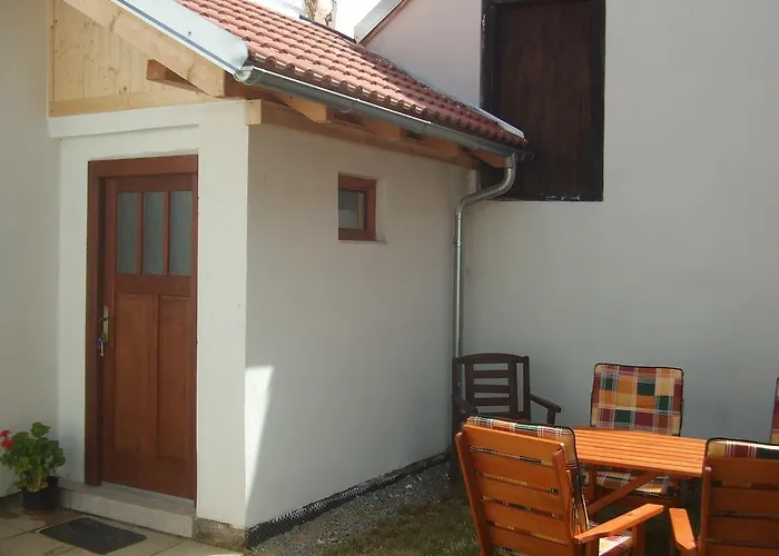 Apartman *